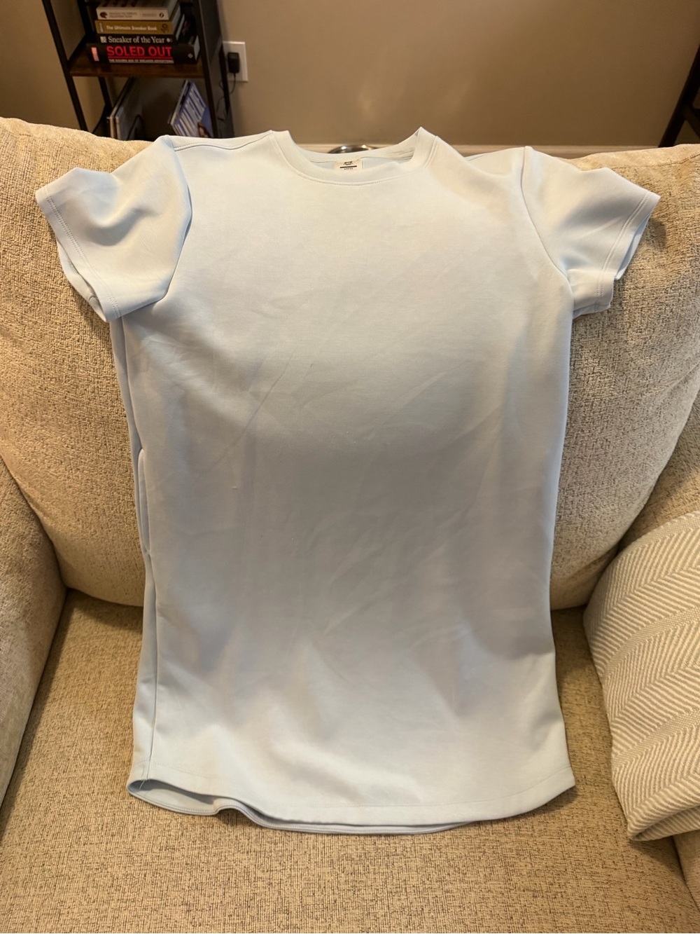 Light blue buttery soft dress in a M #lightblue #basics